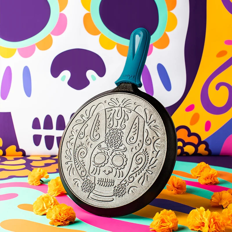 10.5 Inch Seasoned Cast Iron Xolo Sugar Skull Griddle with Deluxe Handle Holder